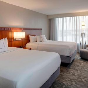 Queen Room Two Queen Beds